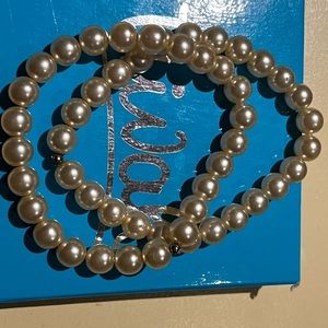 Womens Pearl Bracelet